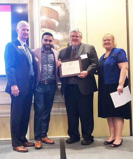 Congratulations to Dr. Gary Lehman who was chosen by the students and faculty as the 2019 winner of the Guardian of the Mission, the award was presented by our 2020 medical student, Jordan Carbono.