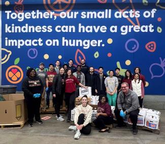 Student volunteers at Second Harvest