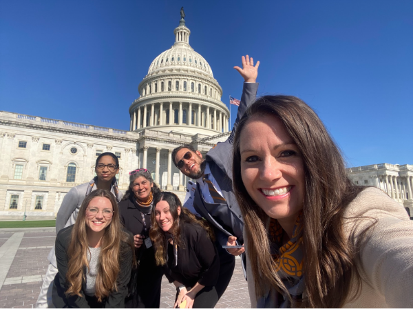 Dr. Cavanagh and the FSU residents visit Washington DC